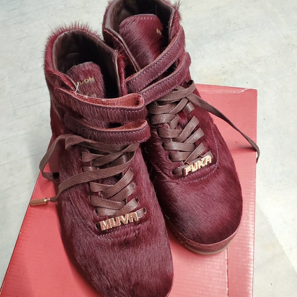 REEBOK AMBER ROSE
